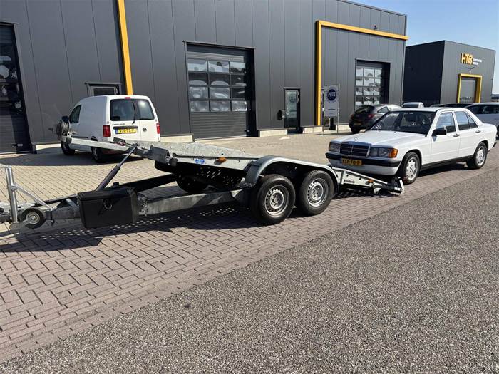 Auto-ambulance — foto 5